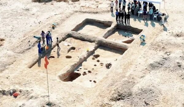 Ancient Chinese Artifacts in RAK Highlight Historic Silk Road Tie