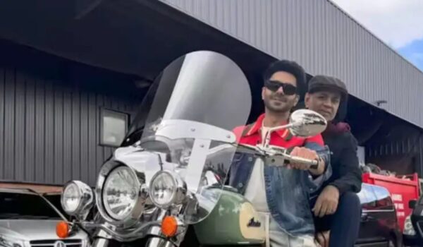 Paresh Rawal and Aparshakti Khurana Spark Andaz Apna Apna Nostalgia with Do Mastane Moment