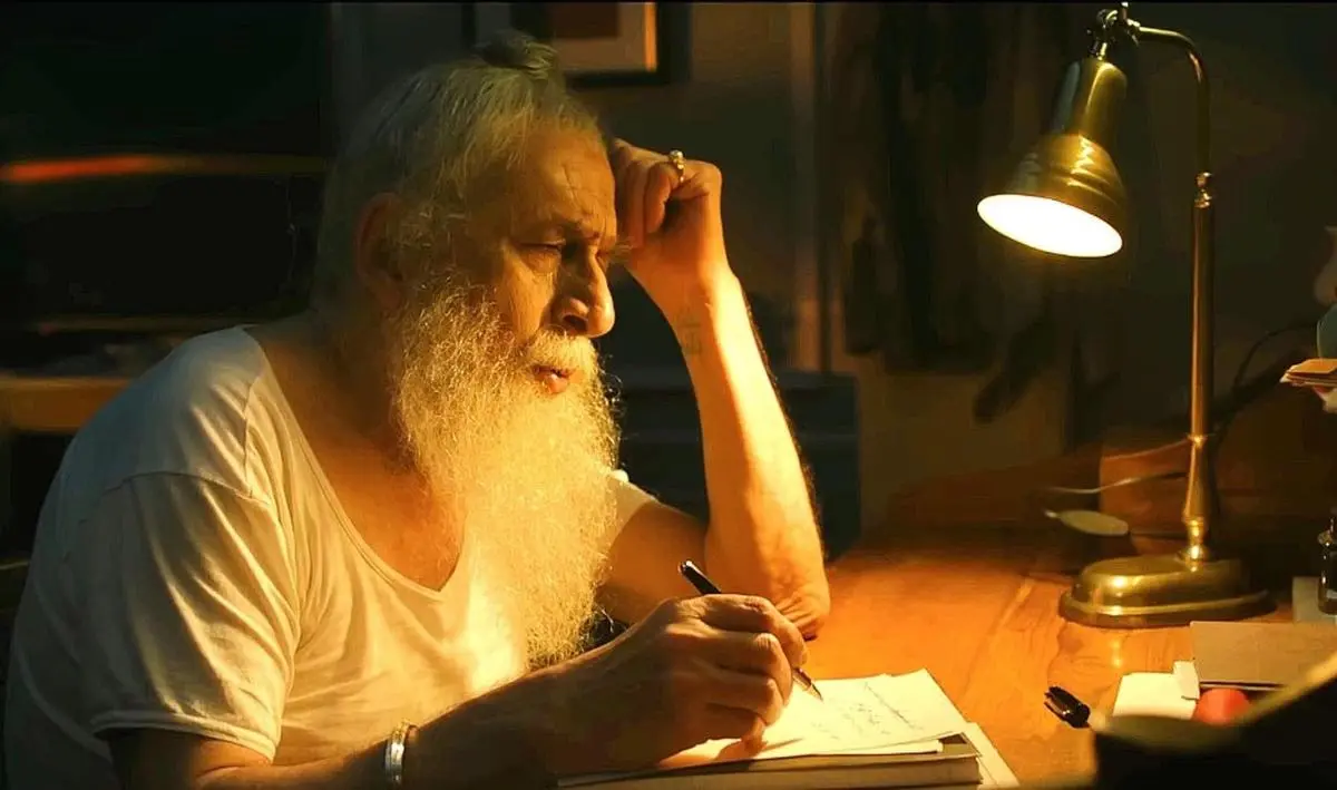 Main Wapas Aaunga film review