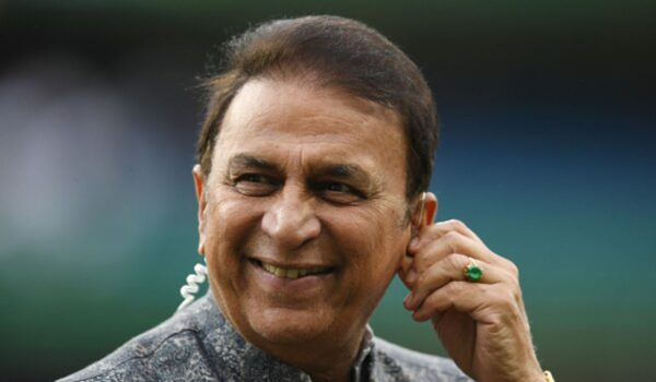 Sunil Gavaskar wins hearts after pausing speech to answer wife’s call