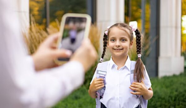 UAE Schools Tighten Rules on Parents Taking Photos